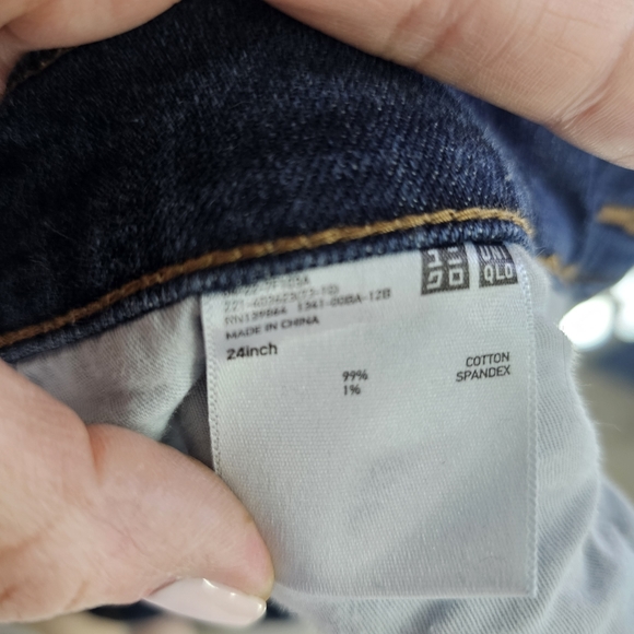 Uniqlo wide cropped dark navy denim jeans - Picture 6 of 7